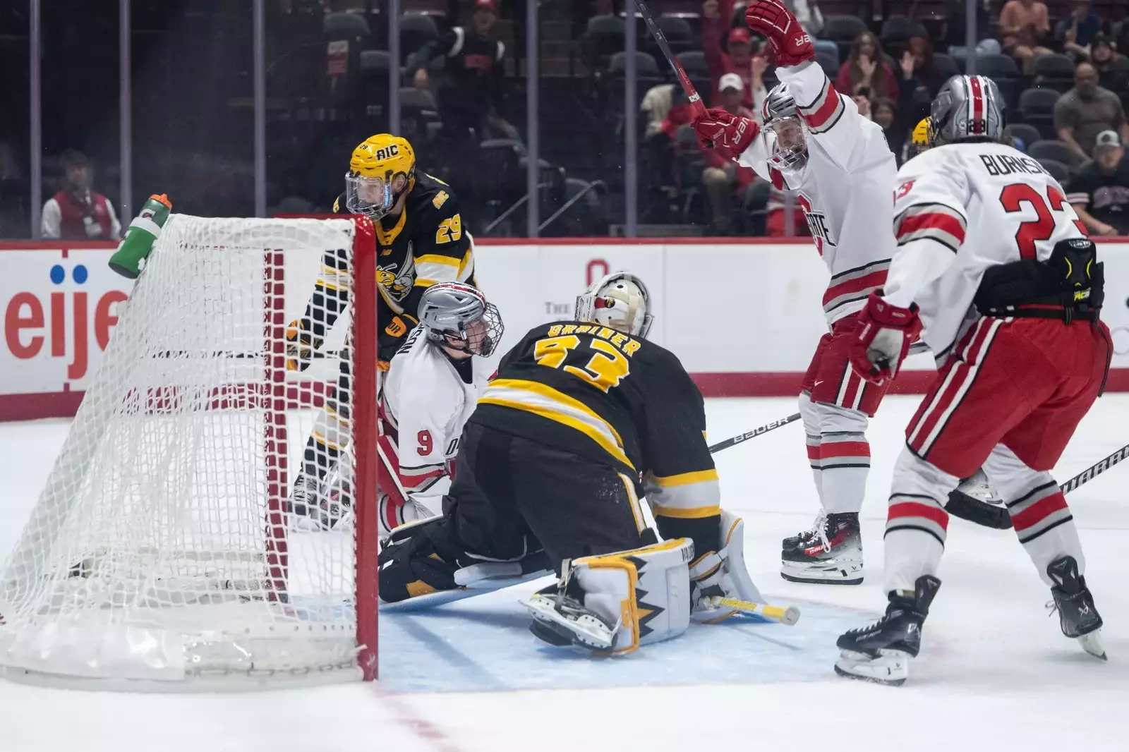 Ohio State Downs AIC, 52 Ohio State
