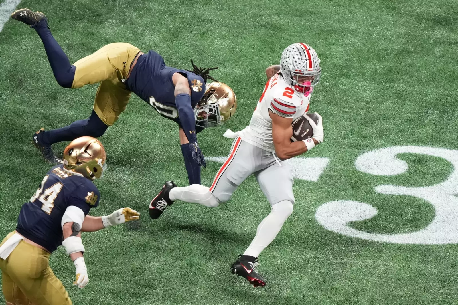 NFLドラフトの第1ラウンドで選択された4人のバックアイズ