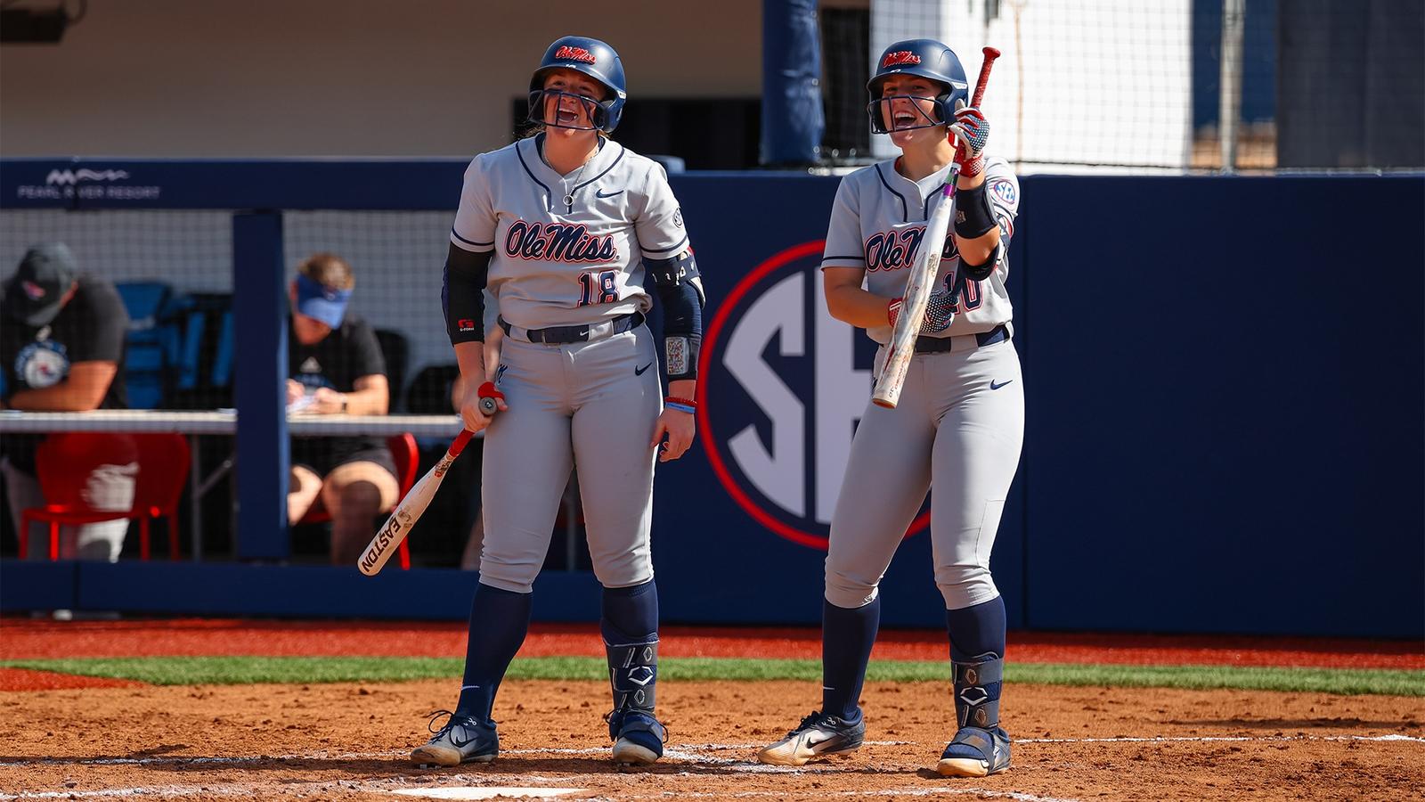 Softball Hosts Southern Miss in Final Midweek of the Season