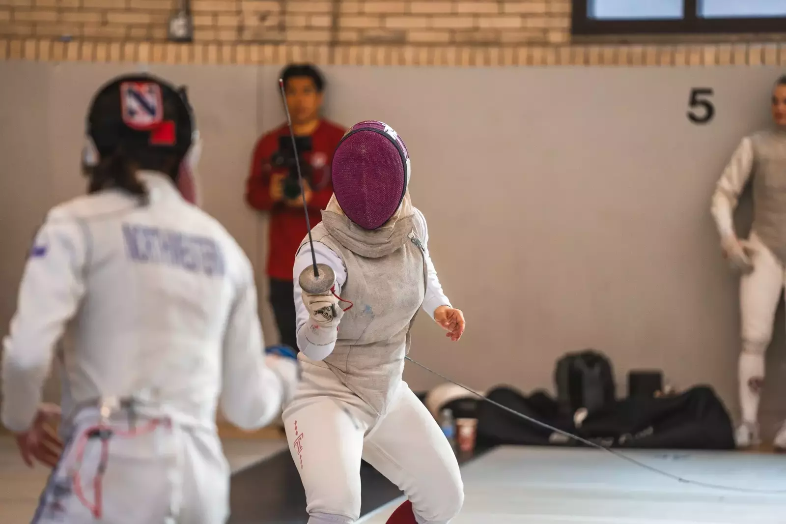 No. 11 Fencing Goes Undefeated at Tradition Meet - Temple