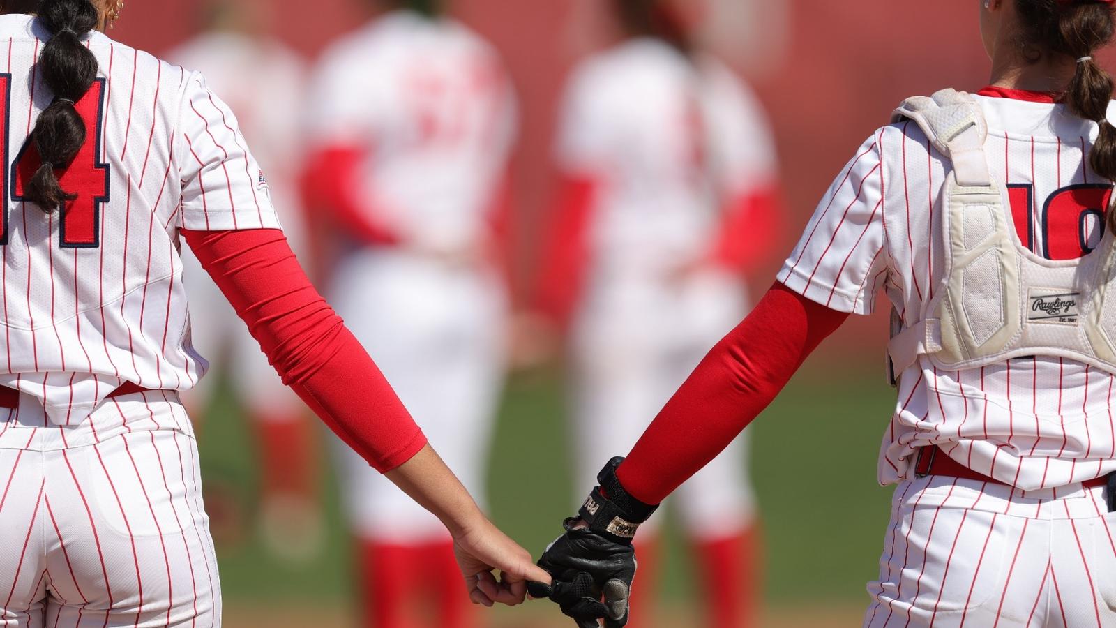 St. John’s Softball Honors Seniors in Final Series Against Seton Hall with TOP Pitching Duel