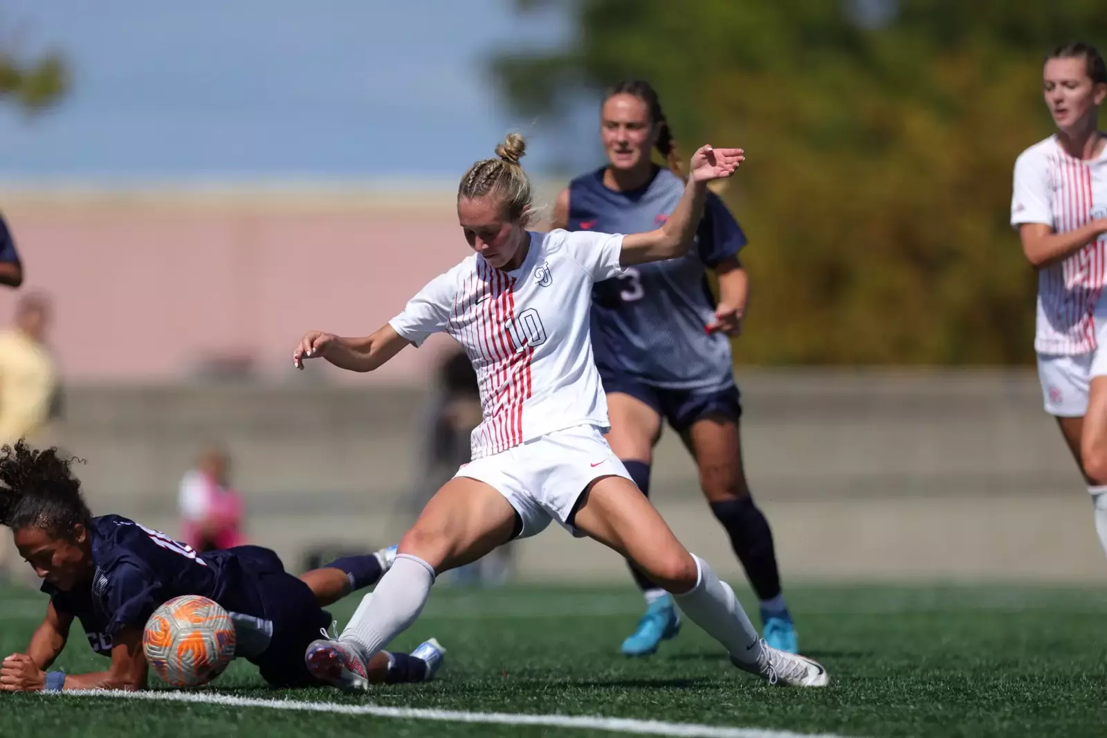 St. John’s Battles UConn to 33 Draw in Shootout to Open BIG EAST Play