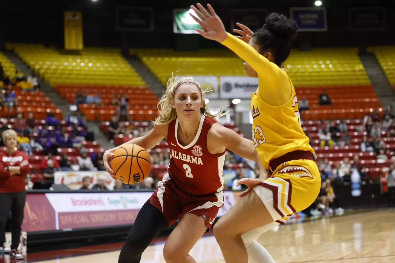 Sarah Ashlee Barker Scores 25 Points in No. 22/22 Women's Basketball's Win  Over ULM, 75-52 - Alabama Athletics