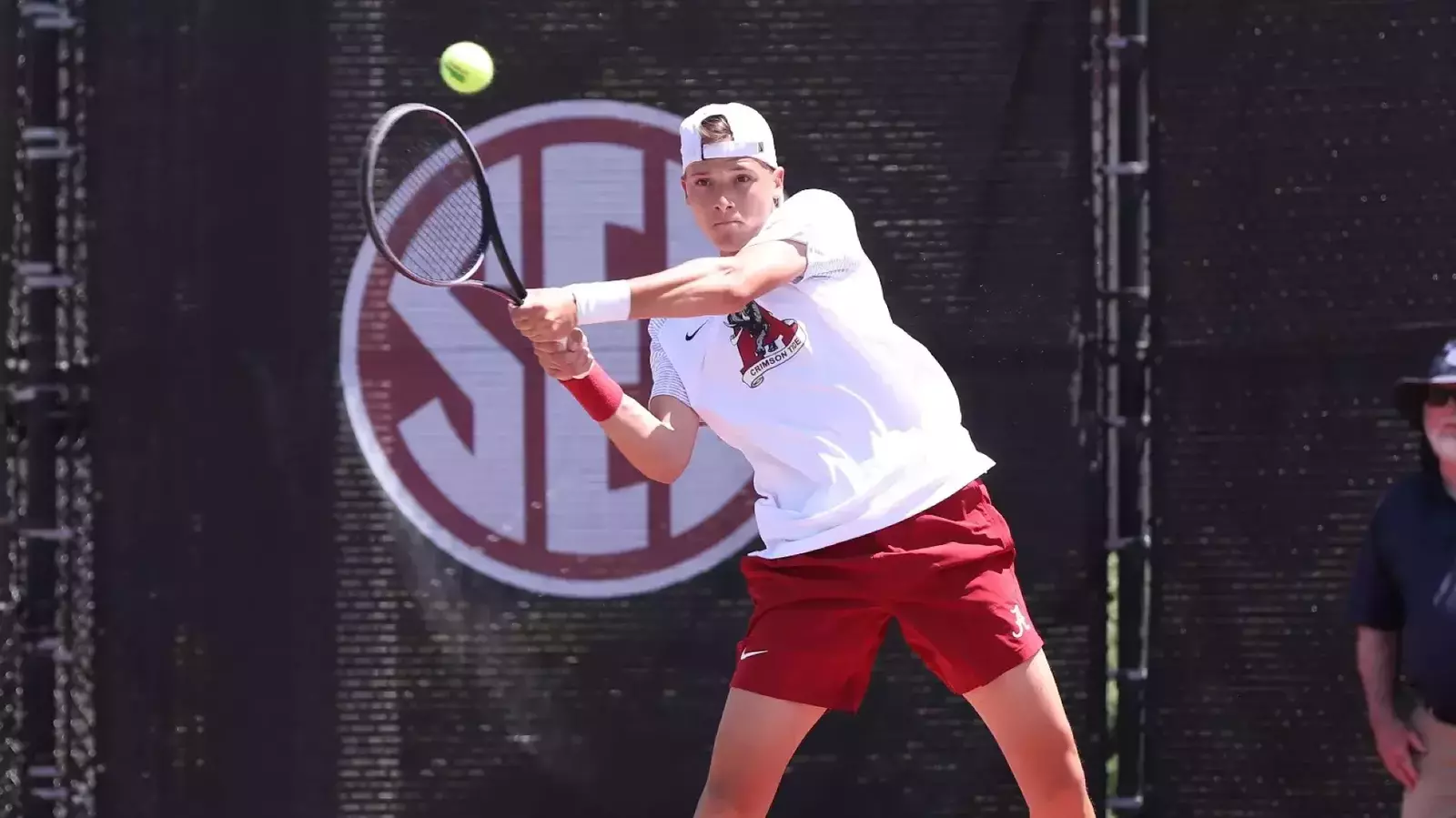 Zimnokh Paces Alabama on Final Day of Tech Fall Invite