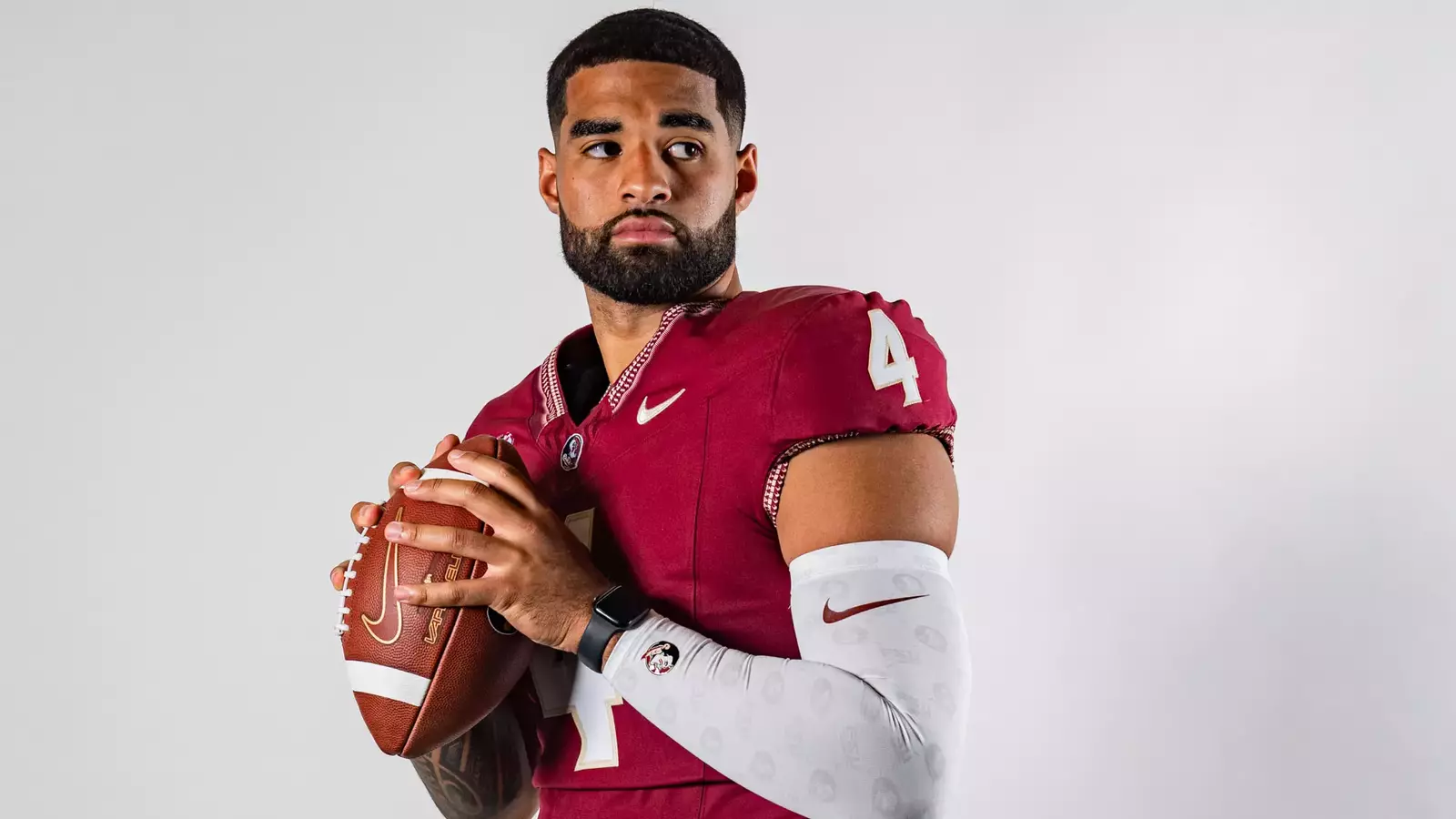 Uiagalelei Named to Davey O'Brien Watch List - Florida State University