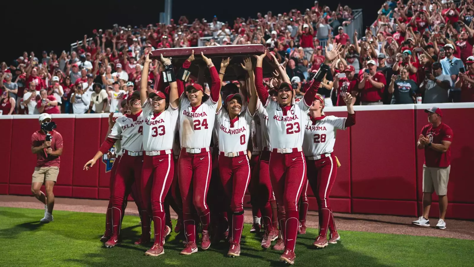 OKC BOUND: Sooners Clinch Eighth Straight WCWS Appearance - University of  Oklahoma