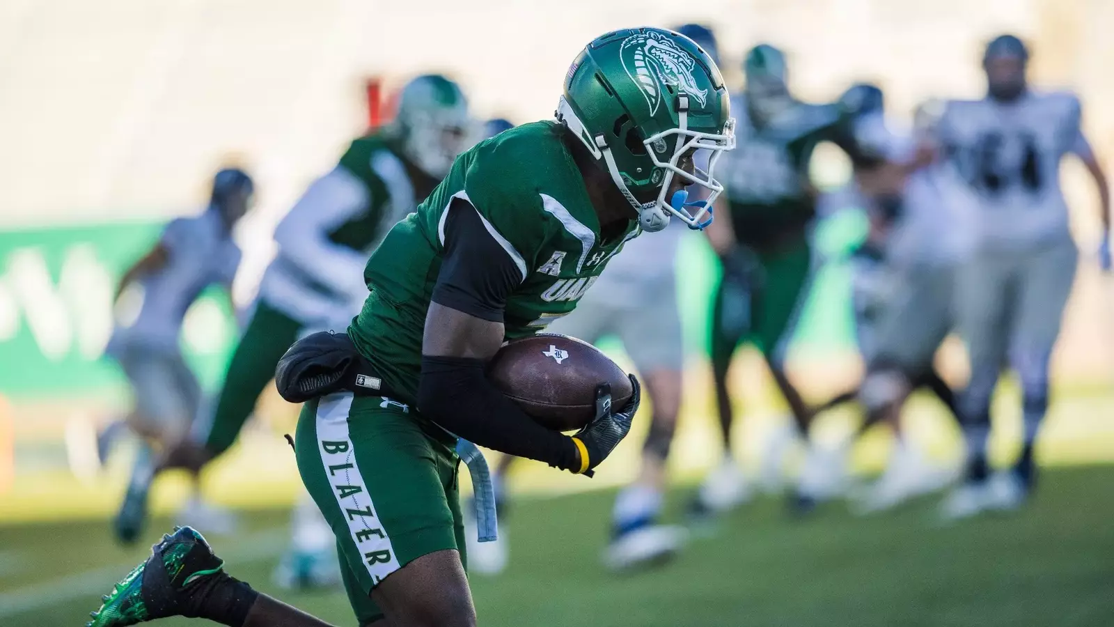 Beebe, Defense Leads UAB to 40-14 Victory Over Rice - UAB Athletics