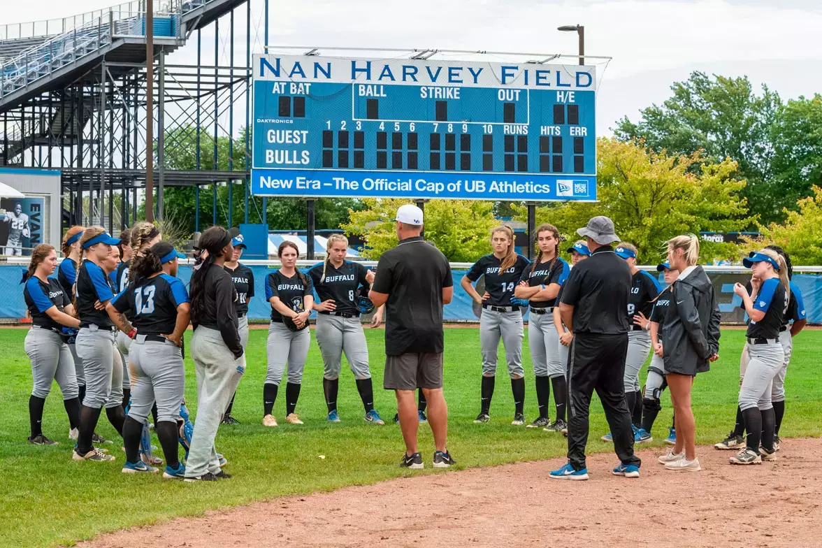 Softball Opens Season at Lion Classic - University at Buffalo
