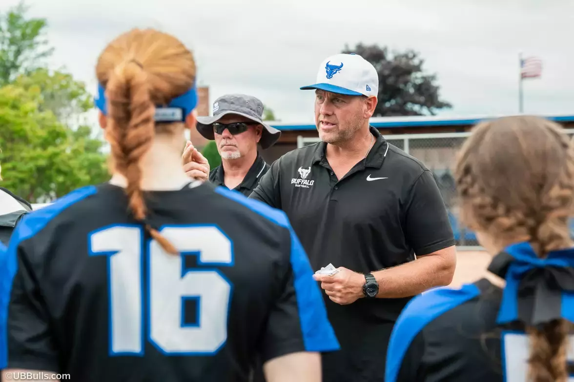 Softball Opens Season at Coastal Carolina - University at Buffalo