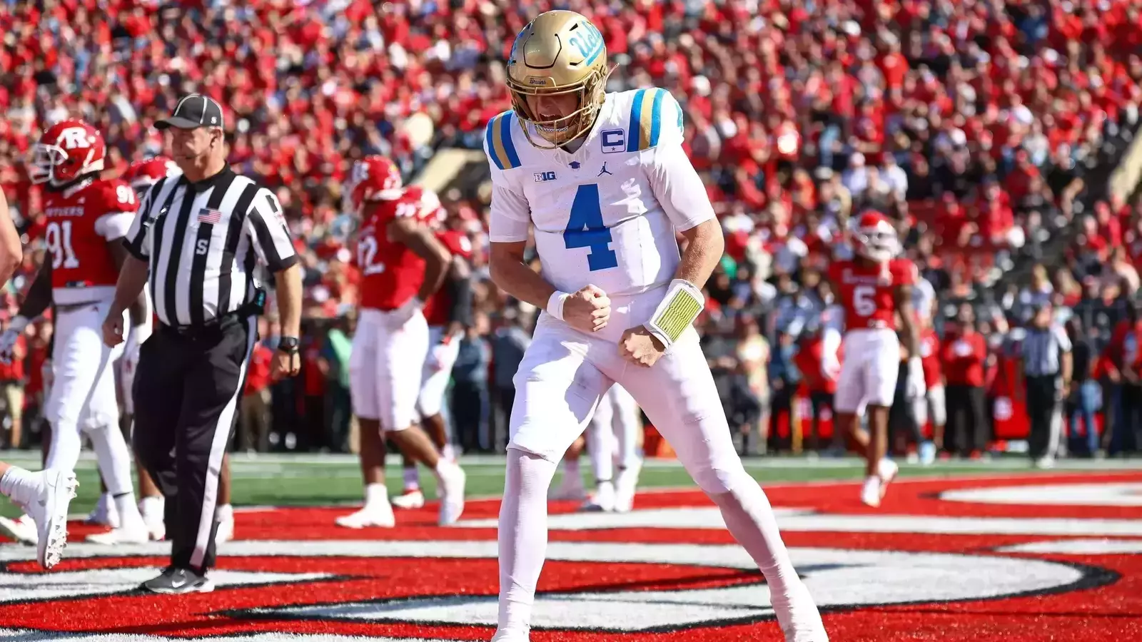 UCLA Football beats Rutgers, 35-32