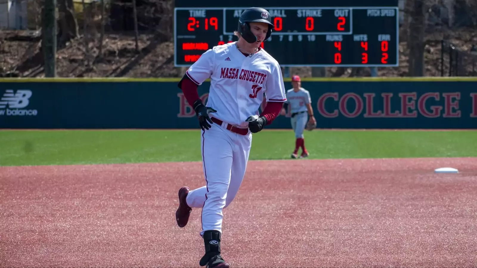 massachusetts-baseball-falls-to-harvard-10-3-in-beanpot-consolation