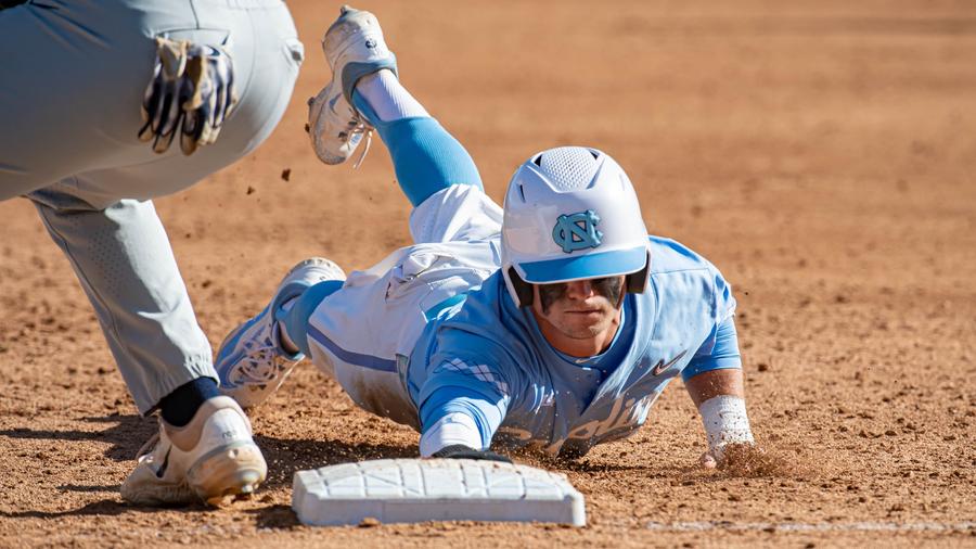 UNC Baseball Faces Iowa In Sunday Elimination Game UNC Baseball Faces Iowa In Sunday Elimination Game