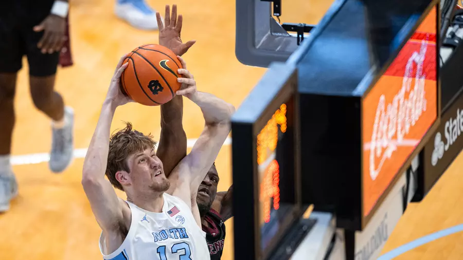 UNC stays at No. 18 in AP men’s college basketball poll, moves up in Coaches Poll UNC stays at No. 18 in AP men’s college basketball poll, moves up in Coaches Poll