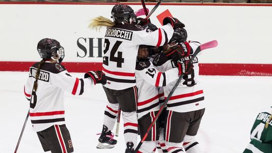 Women's Hockey Hits the Road for Colgate and Cornell Brown University