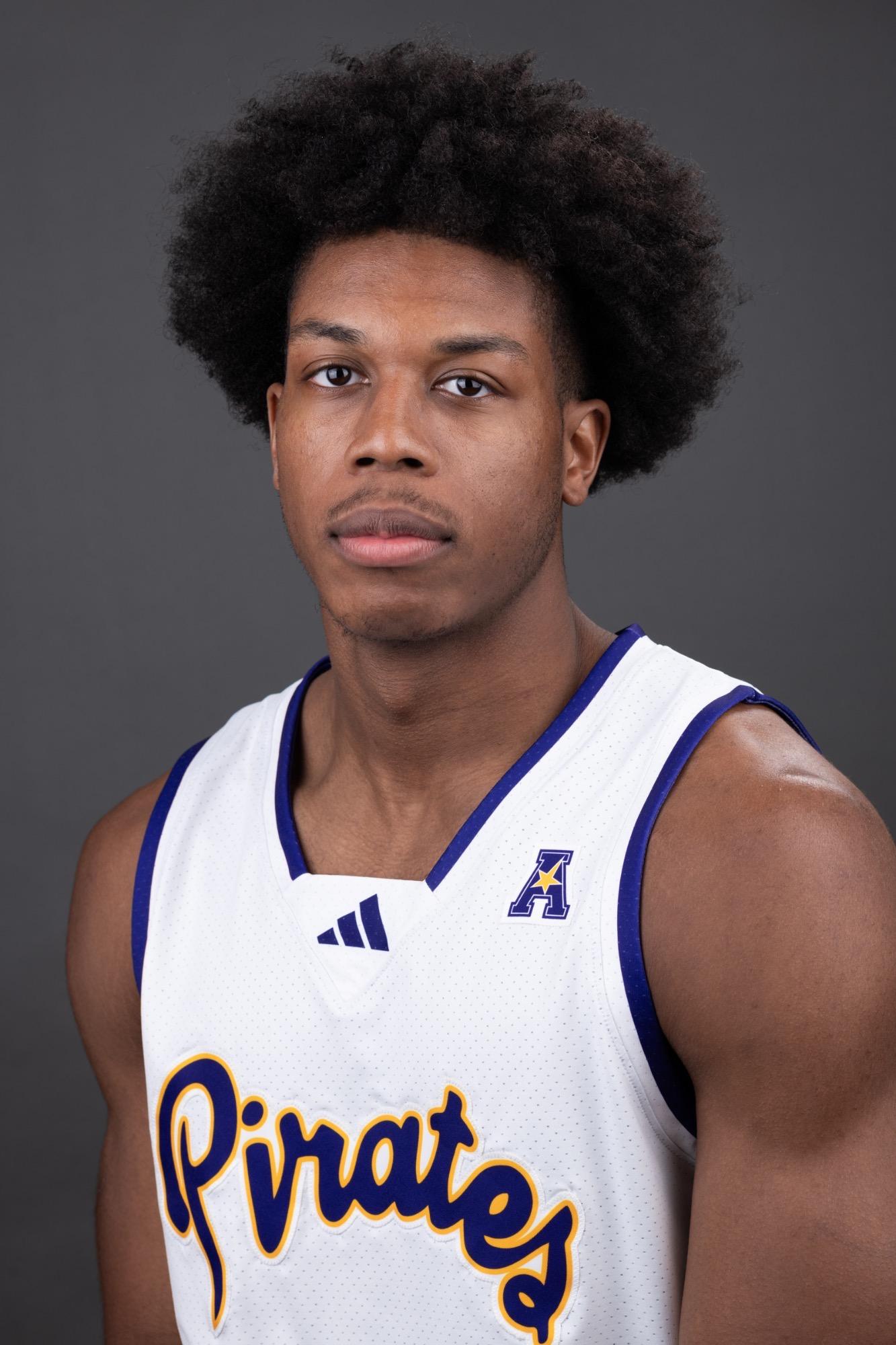 Jordan Charles Riley Jordan Riley - Men's Basketball - East Carolina University Athletics
