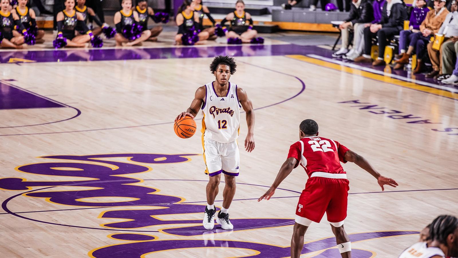 Jordan Riley Temple Pirates Fall To Temple, 81-73 - East Carolina University Athletics