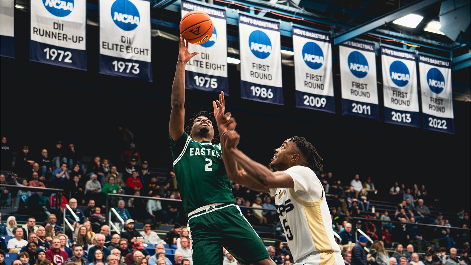 Hart Nets Career-High 32 Points in MAC-Opening Loss at Akron - Eastern ...