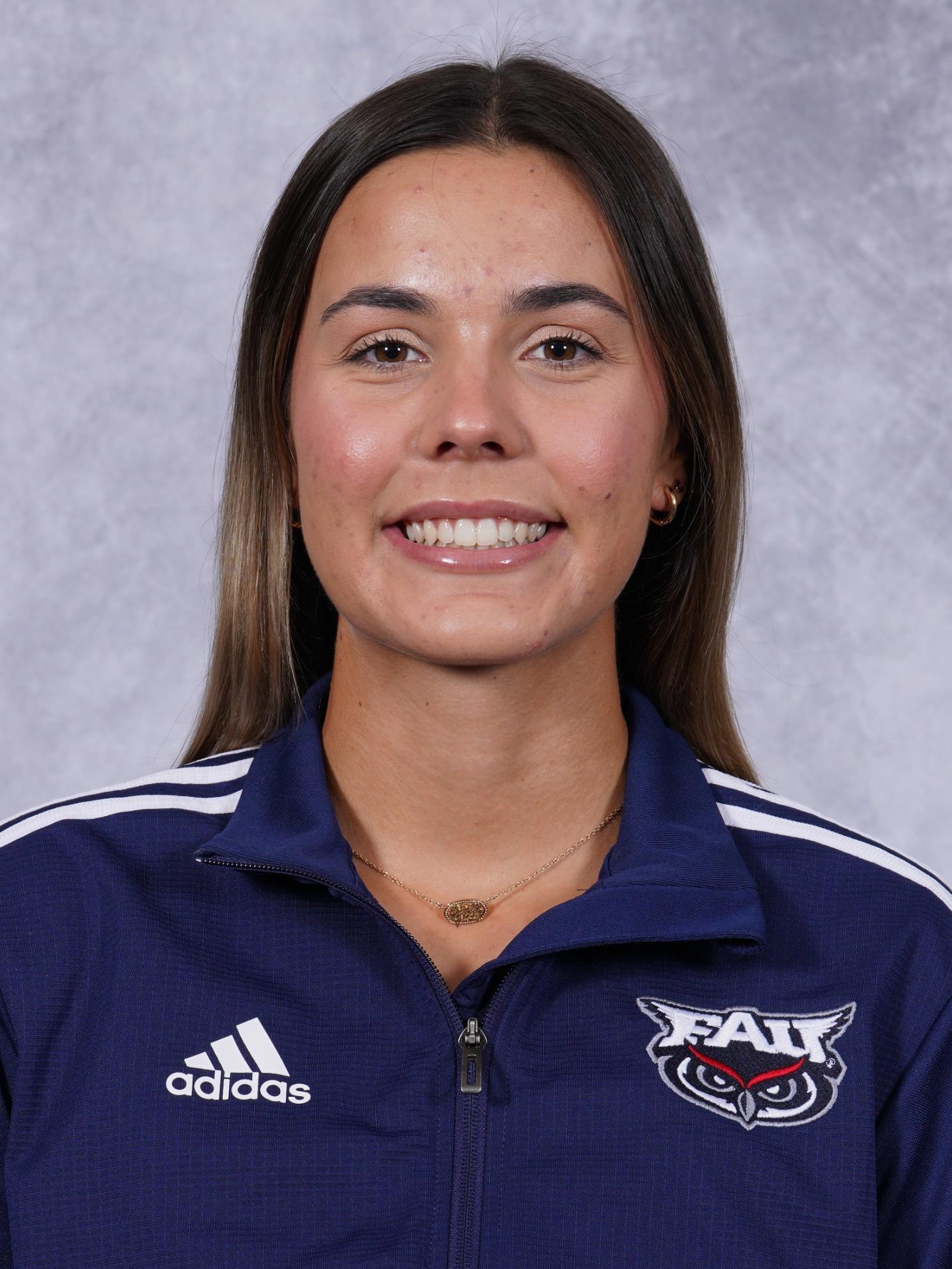 Taylor Britten Taylor Brittain - Swimming & Diving - Florida Atlantic University Athletics