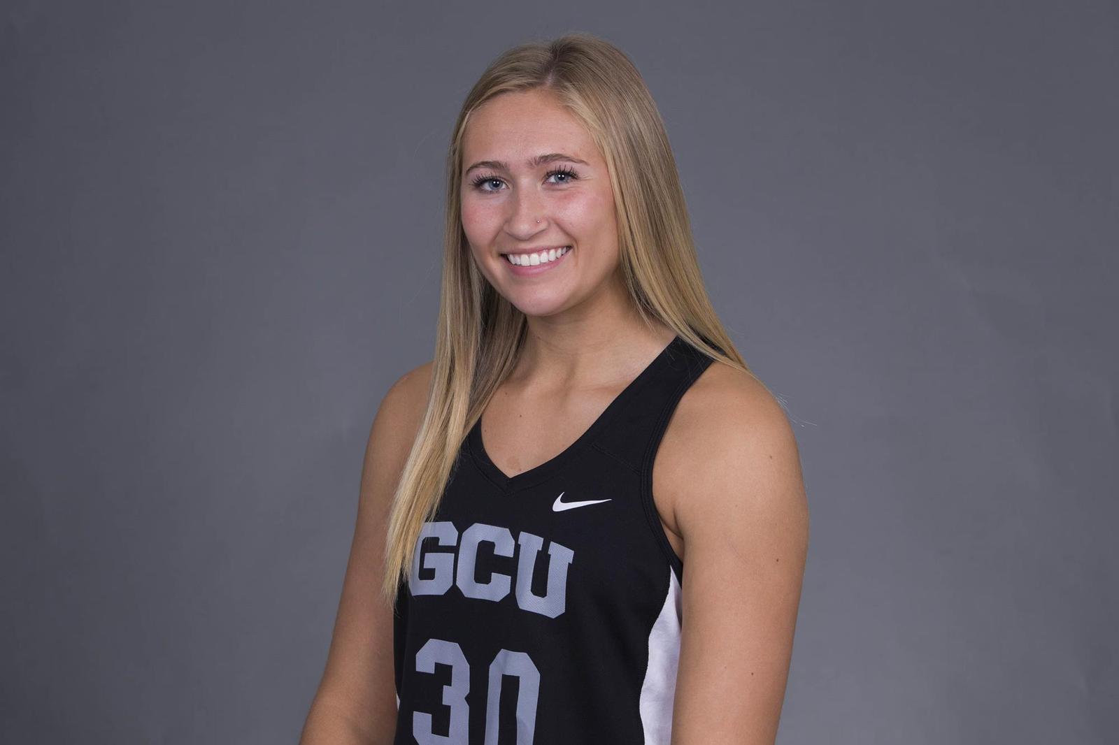 Emily Vettel Emily Vitel - Beach Volleyball - Grand Canyon University Athletics