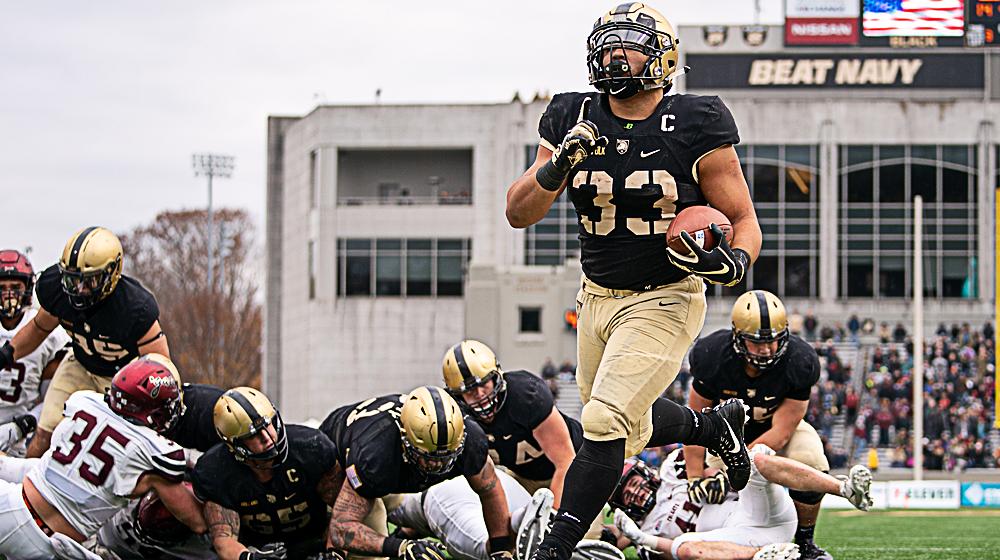 Tyler Rafferty Football Army Caps Second-Straight Undefeated Home Season - Army West Point