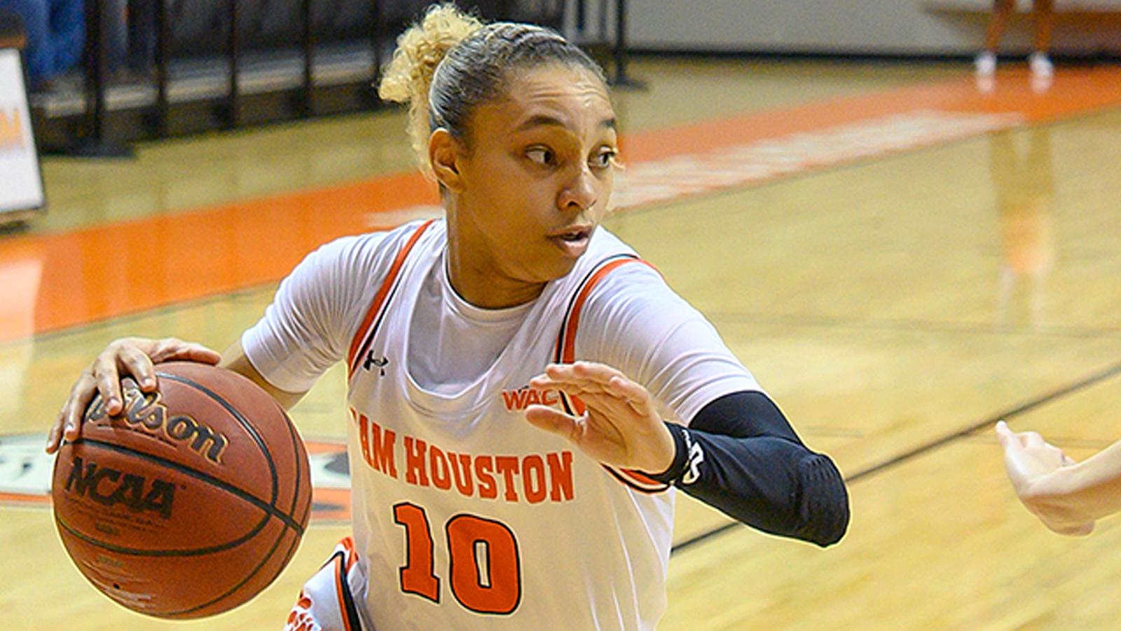 Kats knock off CBU in Justice's return - Sam Houston