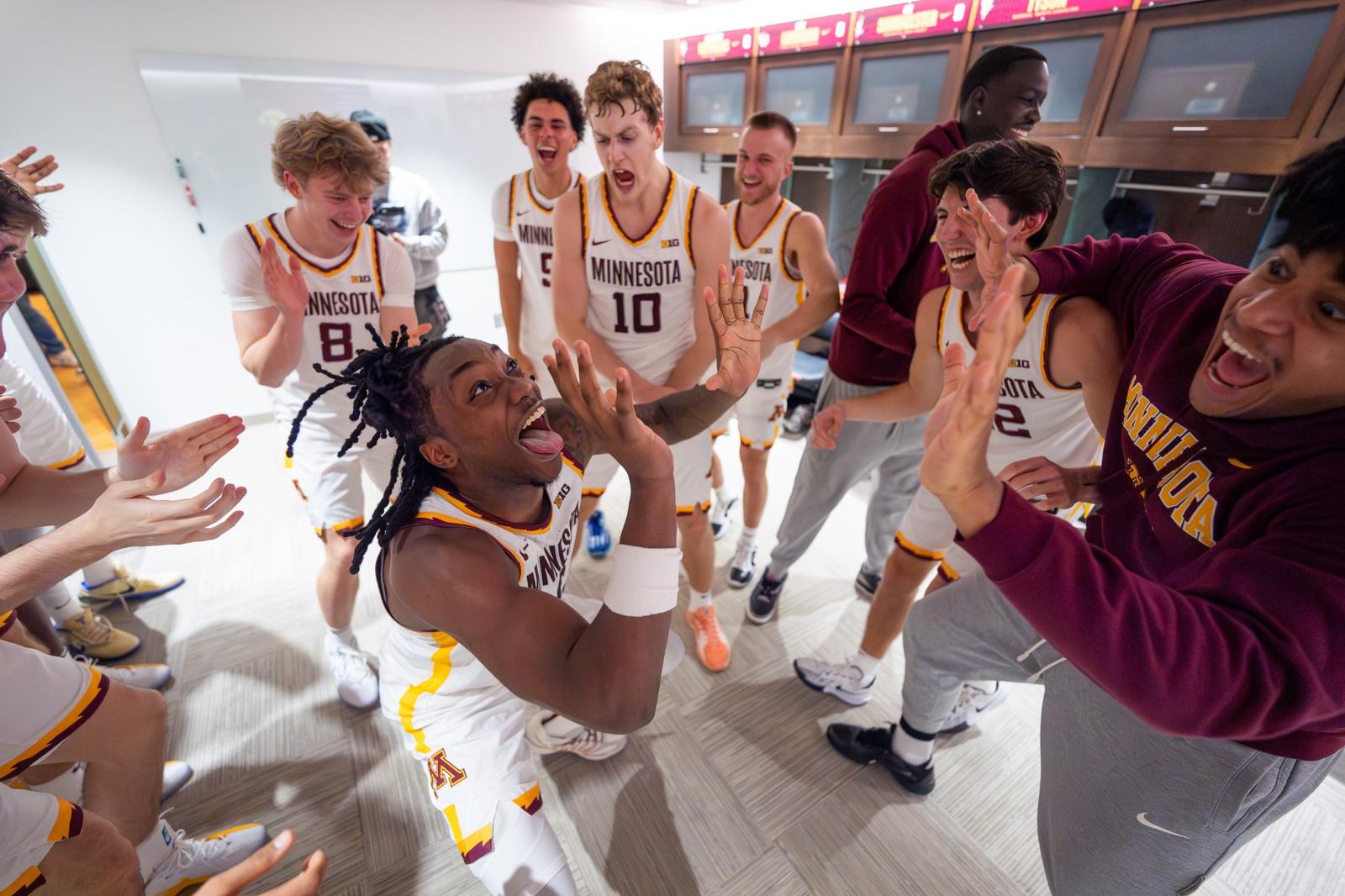 Gophers Knock Off No. 19 Iowa at the Barn - University of Minnesota ...