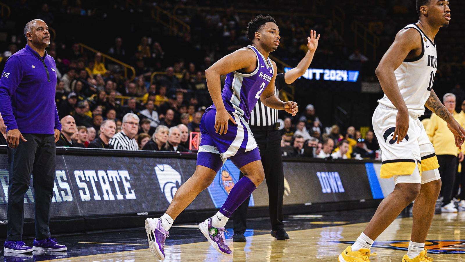 Kansas Raptors Perry Signs Exhibit-10 Deal with Toronto Raptors - Kansas State ...