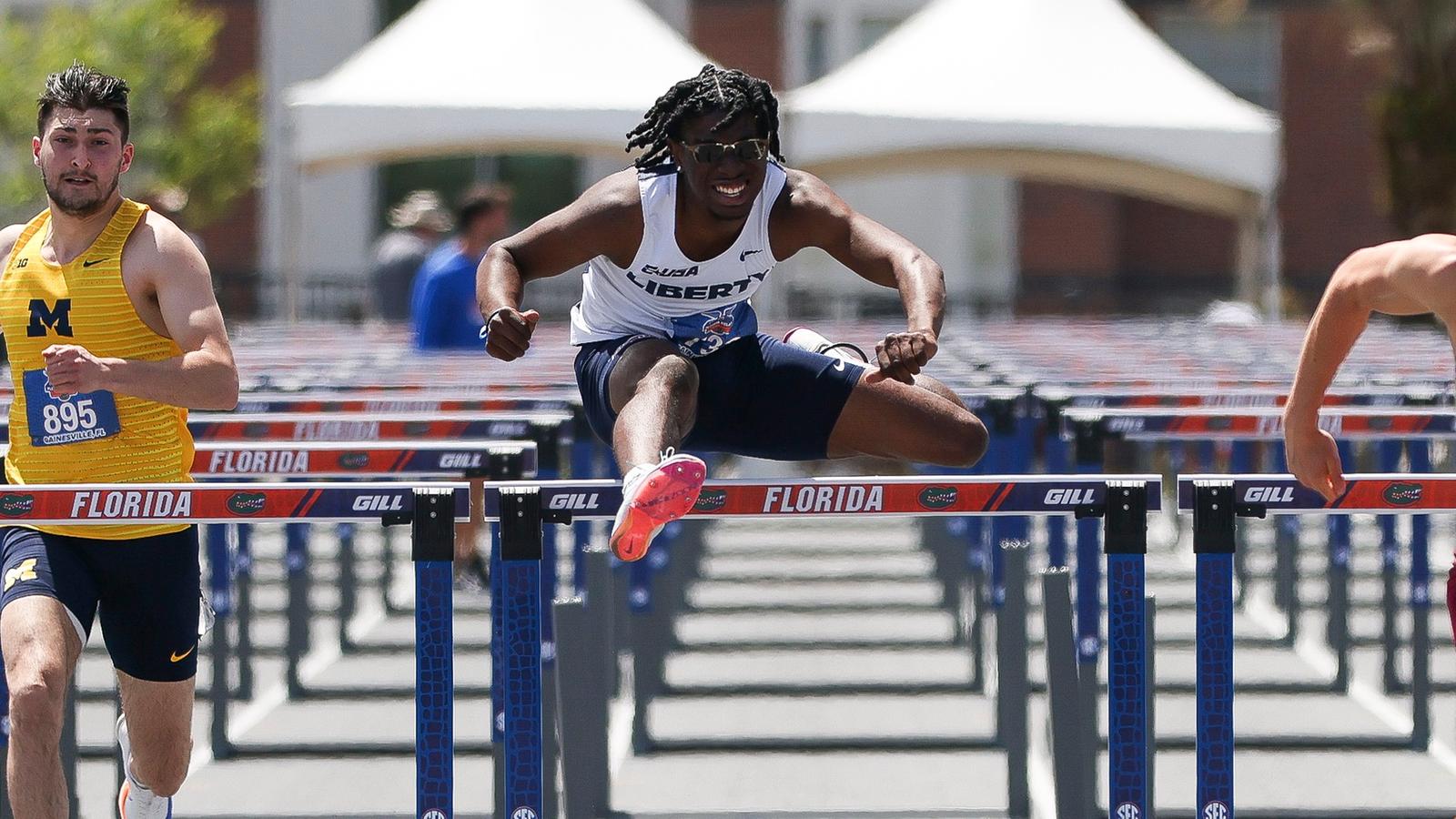 Luke Grady Brown Wins Virginia Challenge 110 Hurdles in Freshman-Record 13.87 ...