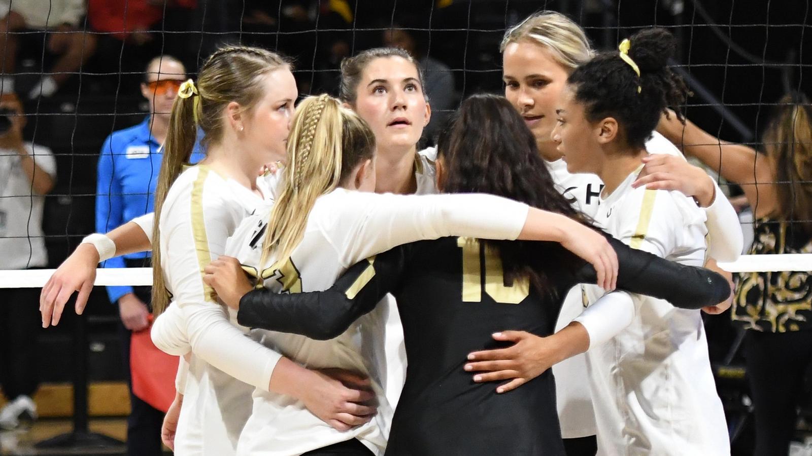 Long Beach State Women’s Volleyball Falls To Hawaii In The Outrigger ...