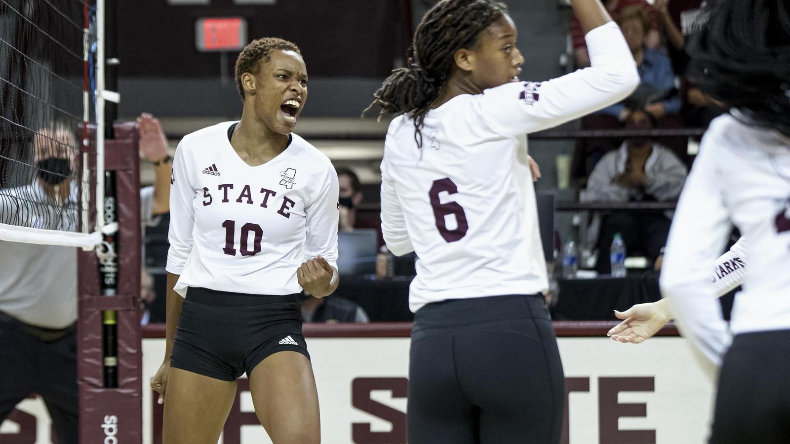 Addison Howell Dawgs Make History With 3-1 Win Over Razorbacks - Mississippi State