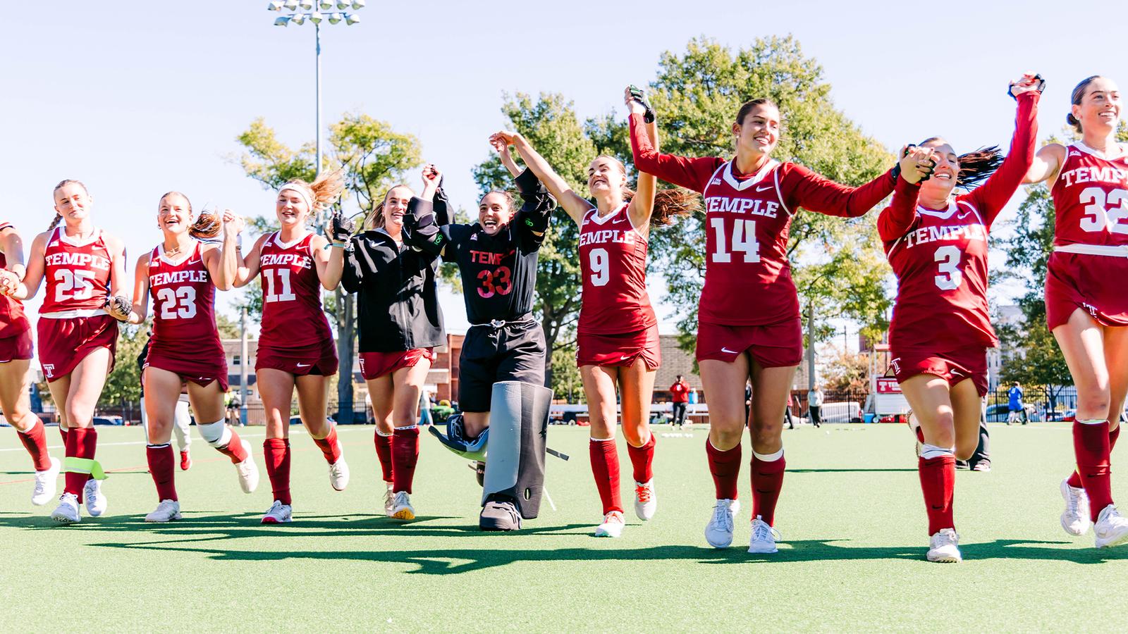 Grad Temple Temple Triumphs in 3-2 Senior Day Shootout Victory - Temple