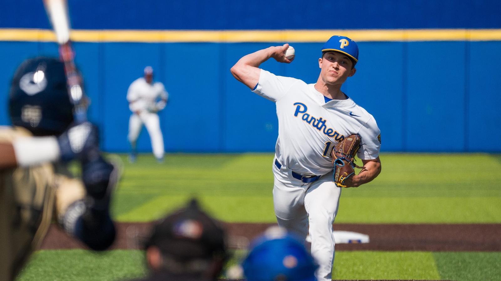 Casey Roche Panthers Fall to No. 3 Yellow Jackets in Rubber Match - Pitt Panthers #H2P