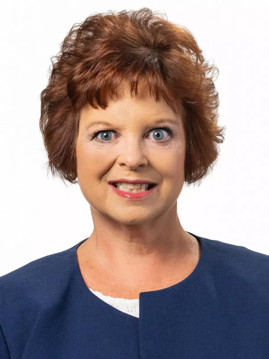 Sharon Ryles Sharon Broyles - Assistant to the VP/Athletics Director - Staff ...