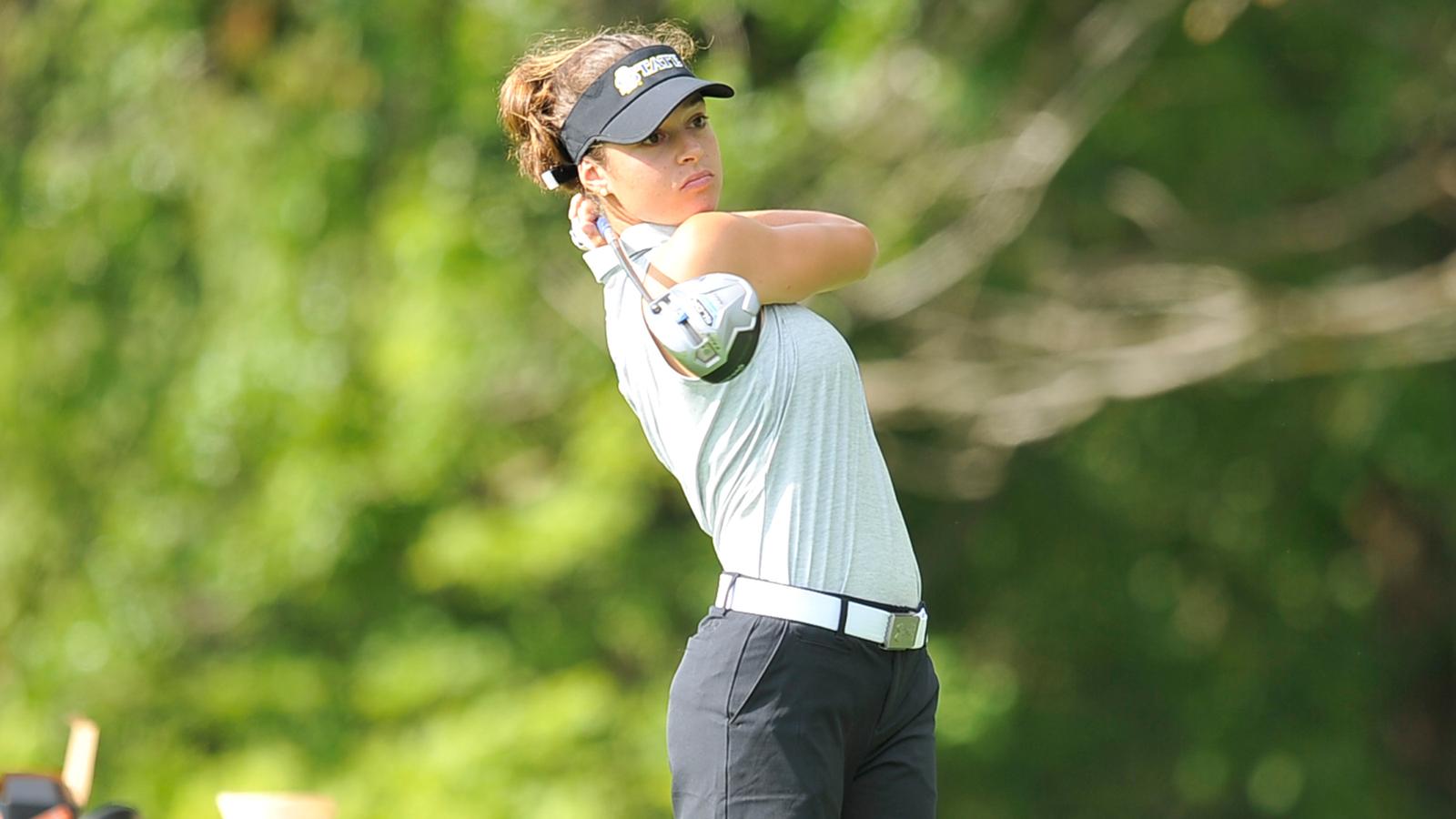 Abbie Ritzer Women in First After Day One - South Dakota State University Athletics