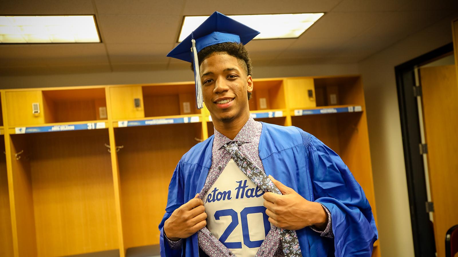 Seton Hall Graduation Seton Hall Athletics Celebrates Commencement - Seton Hall University ...