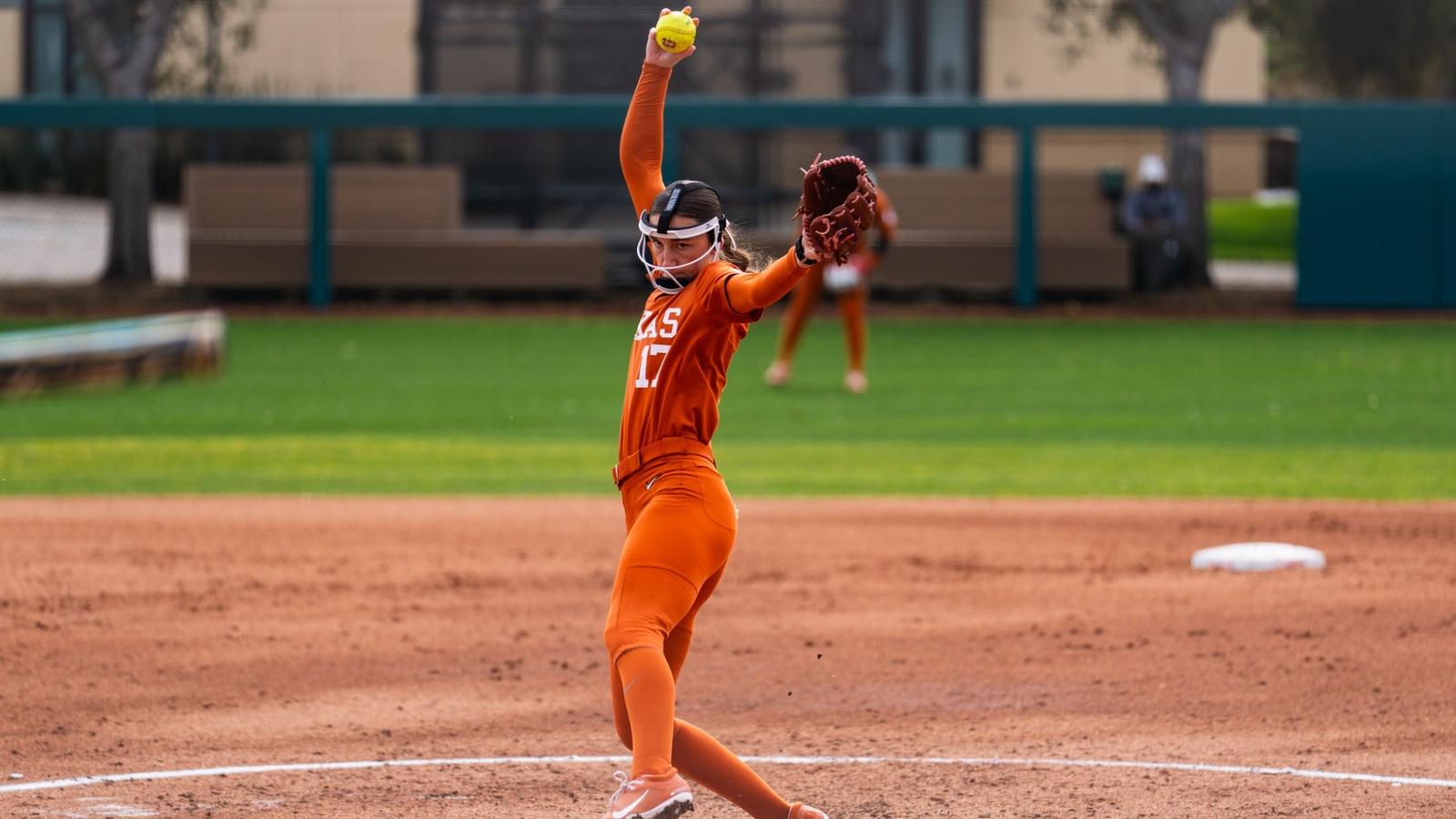 Kavan Pitcher No. 3 Softball’s Kavan named D1Softball's National Pitcher of the Week ...