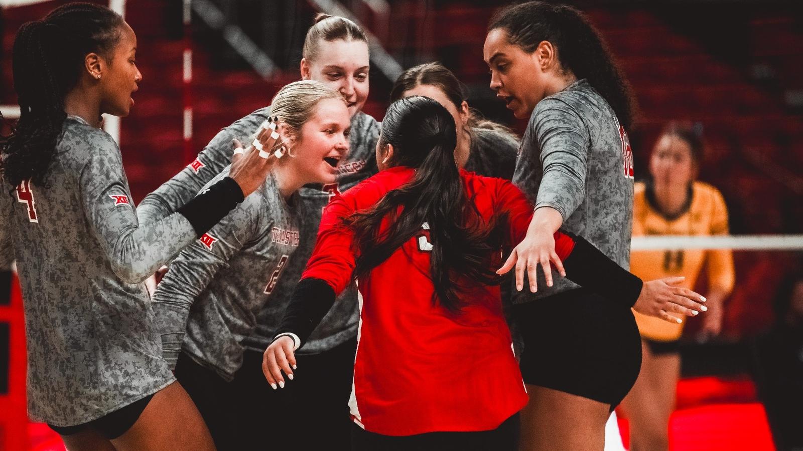 Cora Thompson Correa reaches 900 career digs at K-State - Texas Tech Red Raiders
