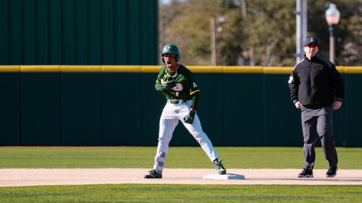 UAB Falls to Cincinnati, Teams Split Series - UAB Athletics