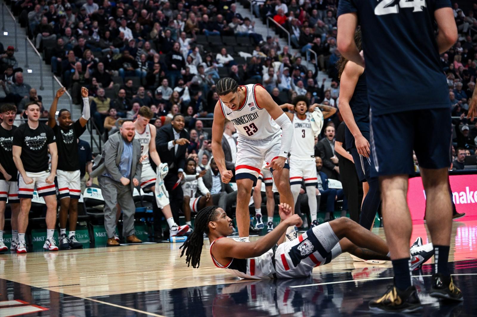 Msg Graph No. 3 Huskies Visit MSG to Face No. 22 St. John's - University of ...