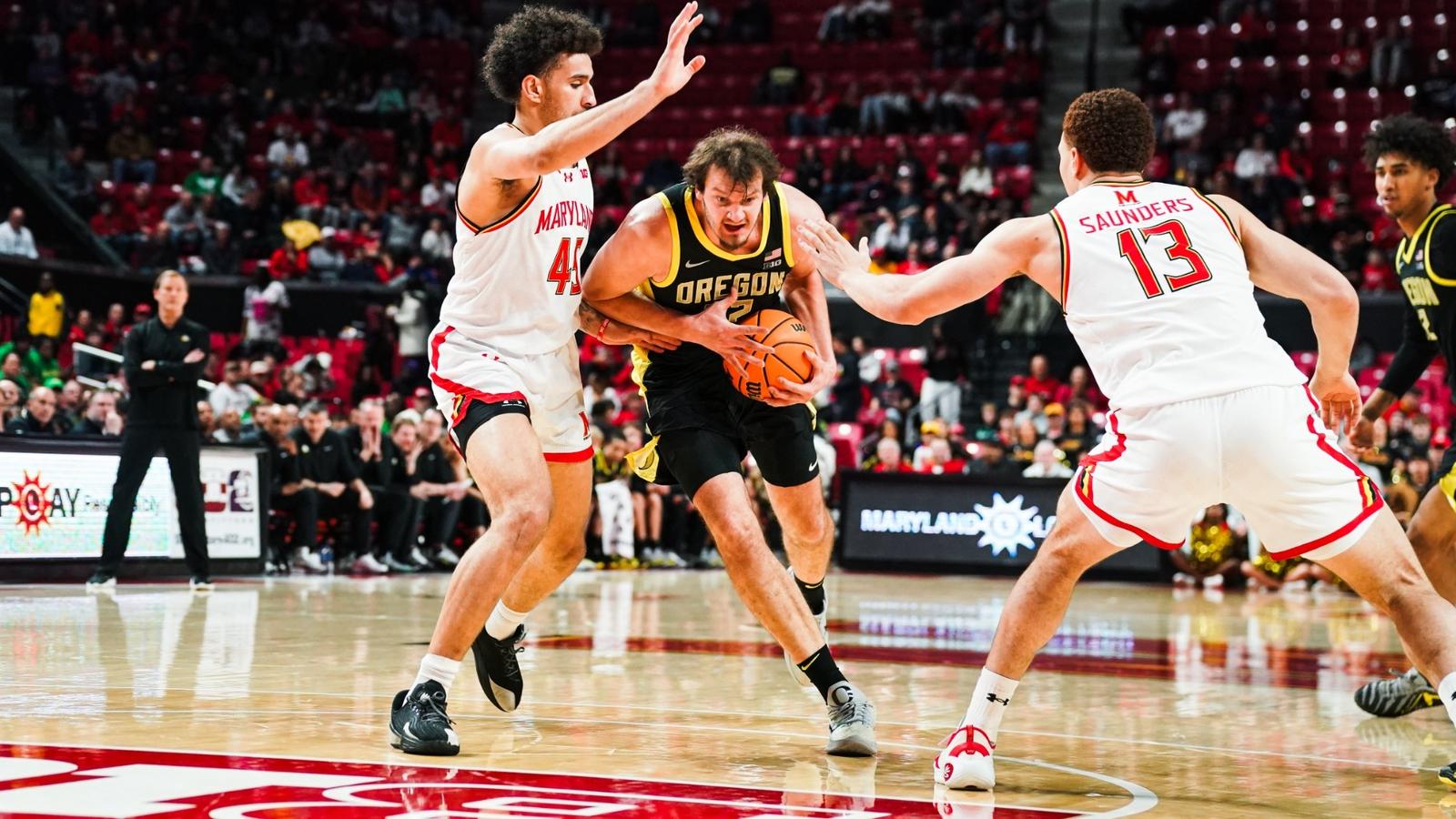 Oregon Rutgers Ducks Close Road Trip at Rutgers - University of Oregon Athletics