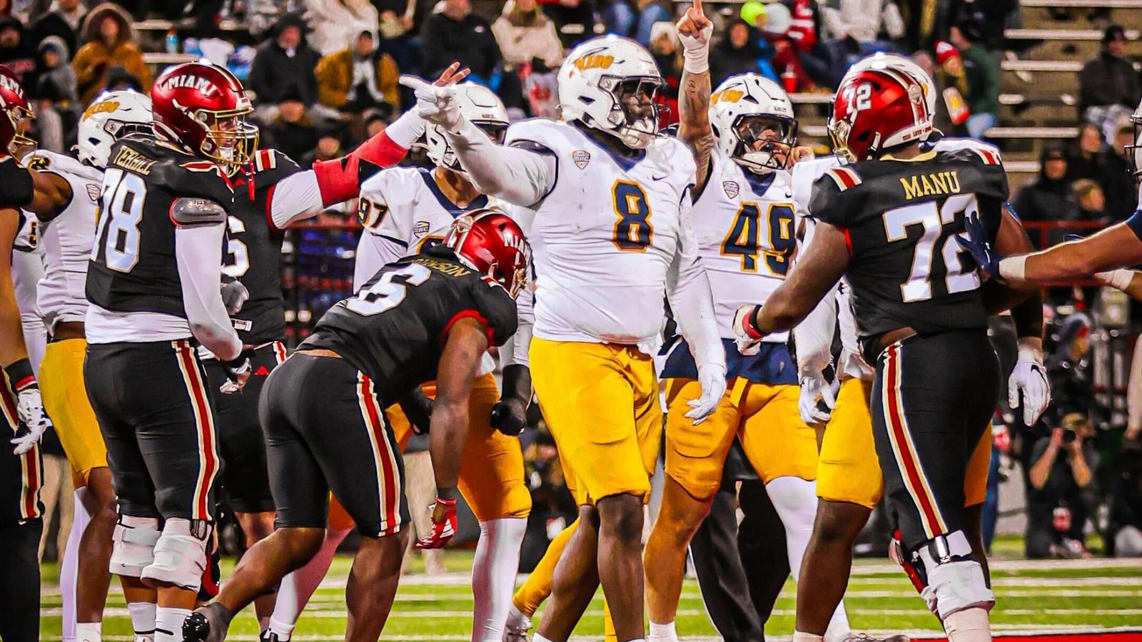 Rockets Roll Over RedHawks, 24-3 - University of Toledo Athletics