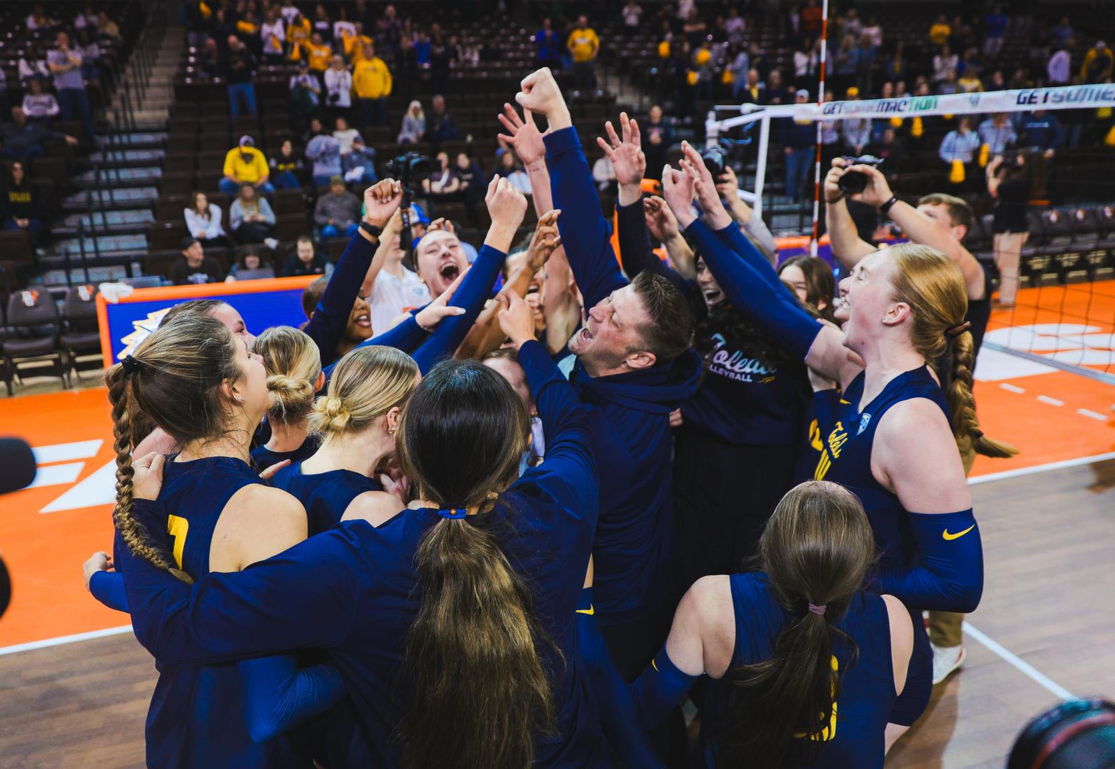 Toledo Volleyball Posts 3.670 GPA During Fall 2025 Semester ...