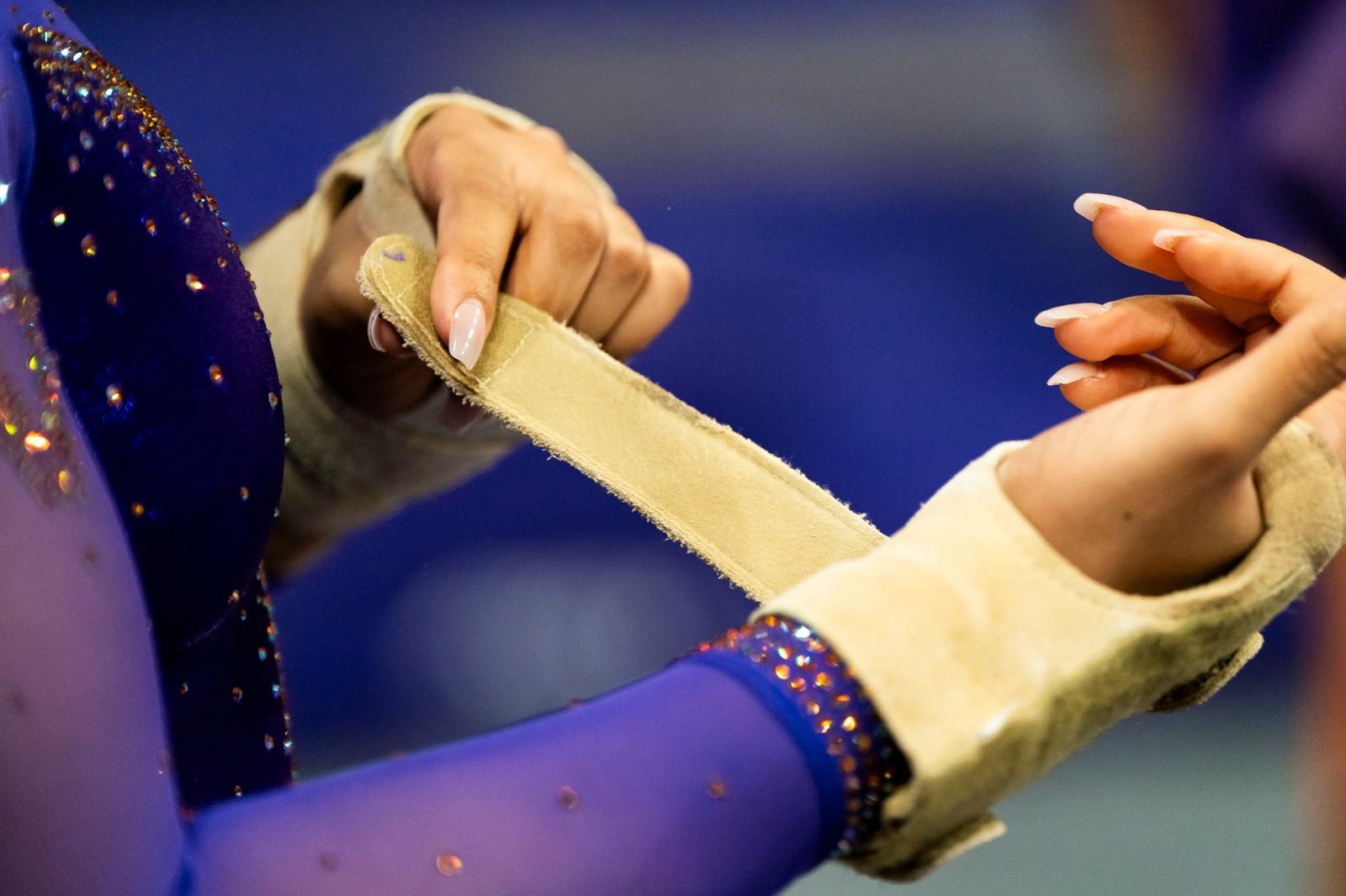Rak And Gray Sign With Washington Gymnastics - University of Washington ...