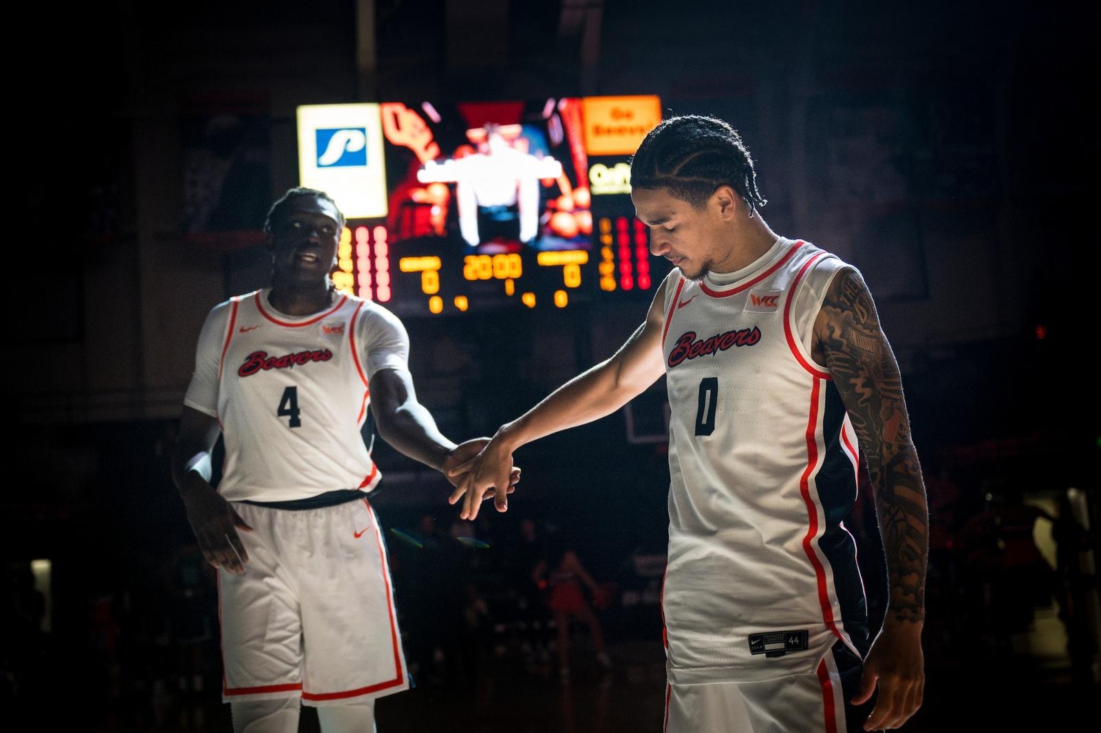 26MBB_vsNorth_Texas_YaakYaak_WhiteDez_03