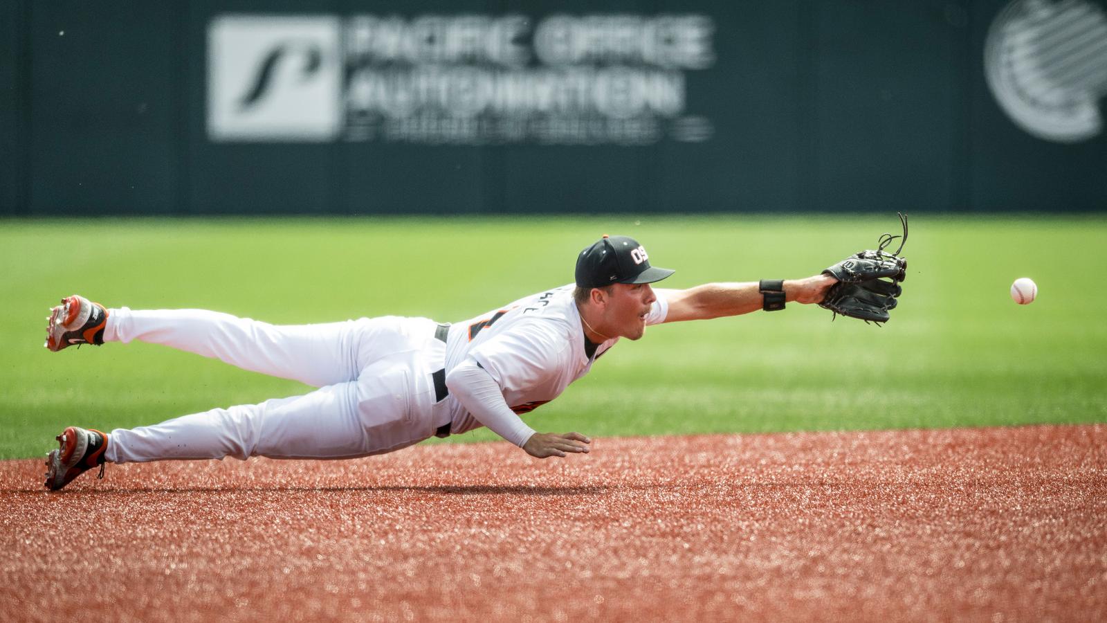 26BSB_OREGONSTATEvsFullerton_VanceCooper